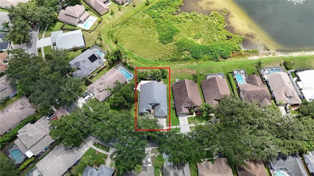 16505 Lake Heather Dr - Photo 3 of 47