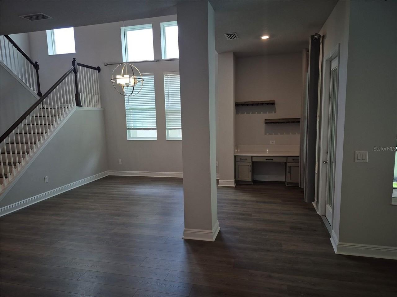 15079 Renaissance Ave - Photo 6 of 31
