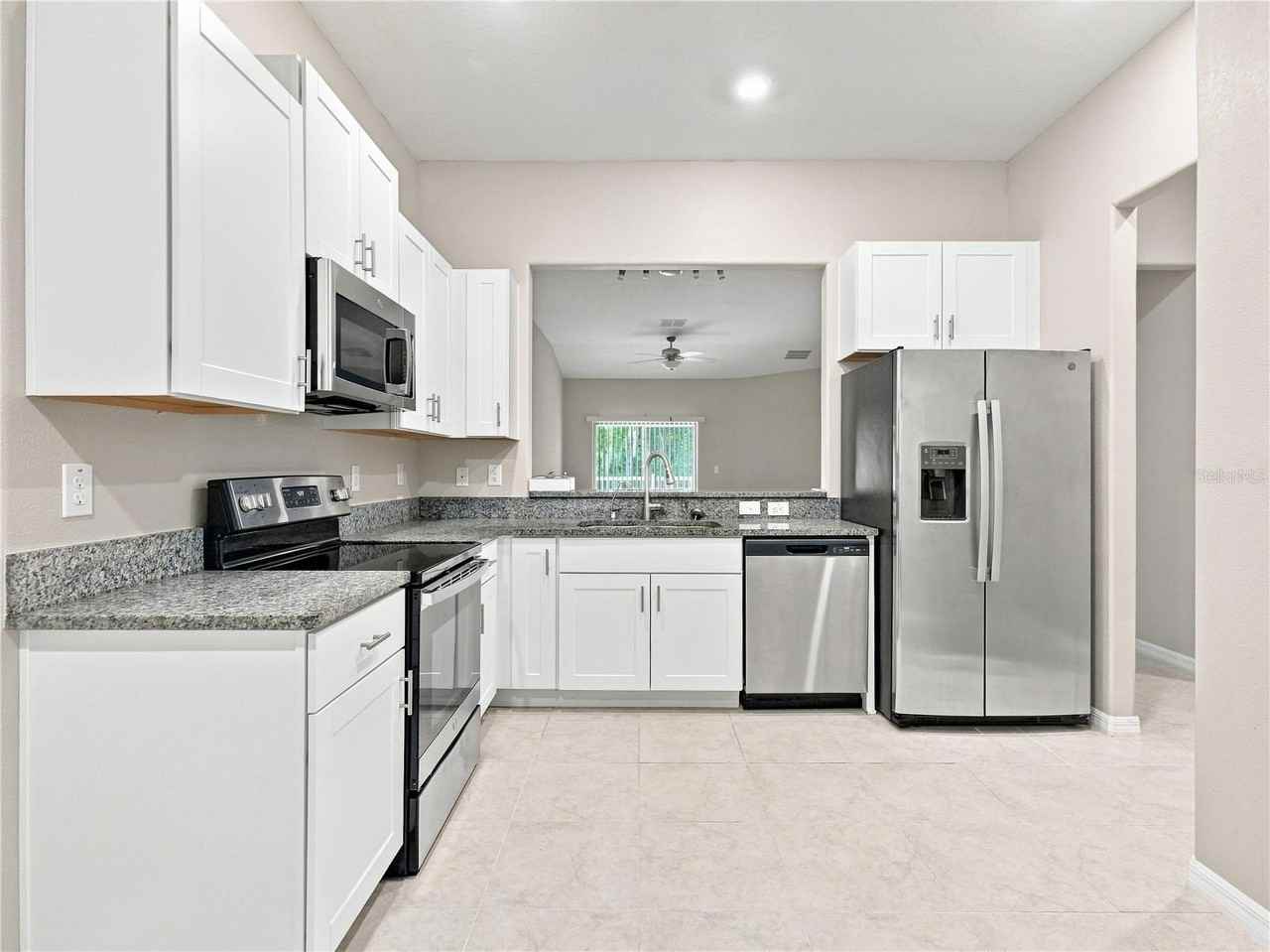 13432 Crest Lake Dr - Photo 7 of 29