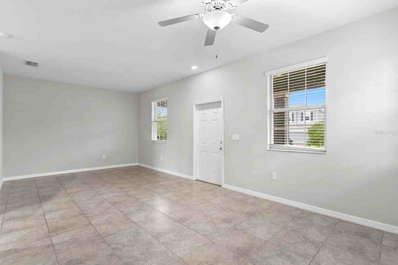 17402 Cruiser Bnd - Photo 7 of 50