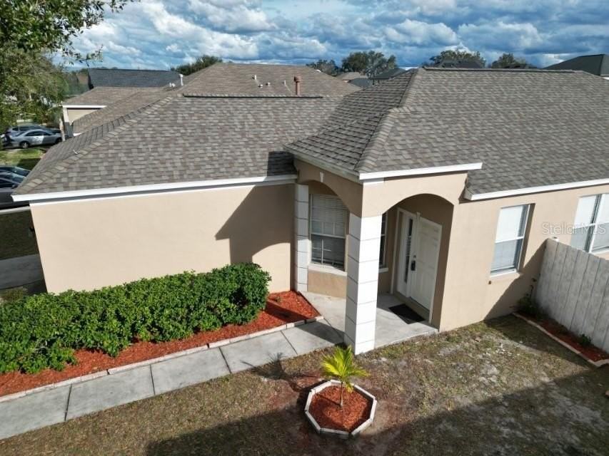 24852 Portofino Dr - Photo 2 of 19