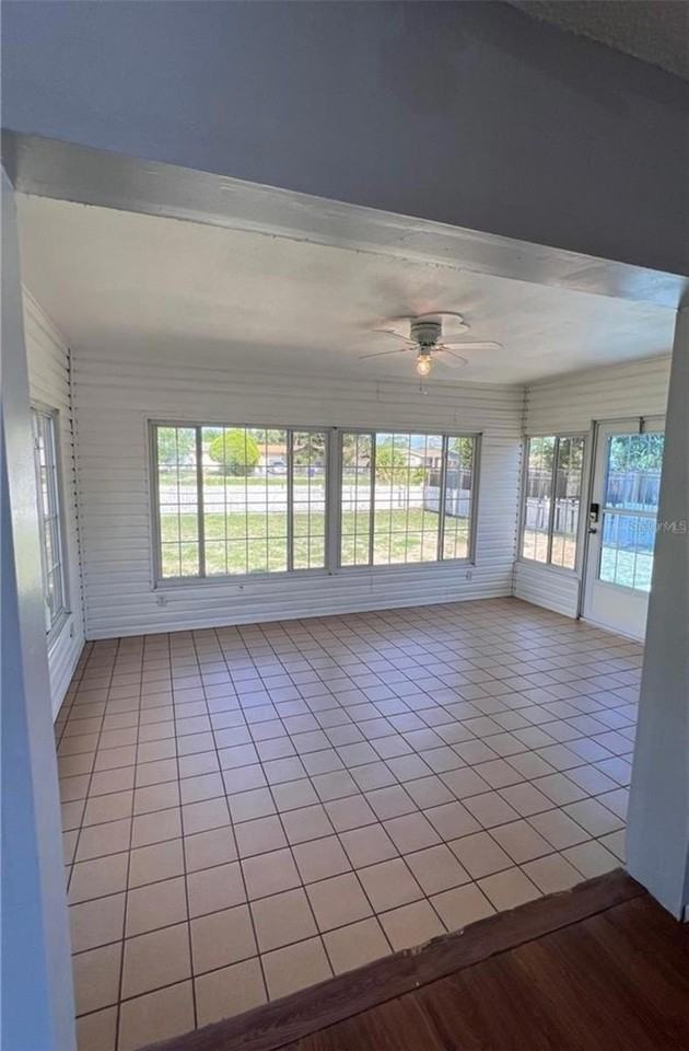 9103 Whitman Ln - Photo 3 of 9