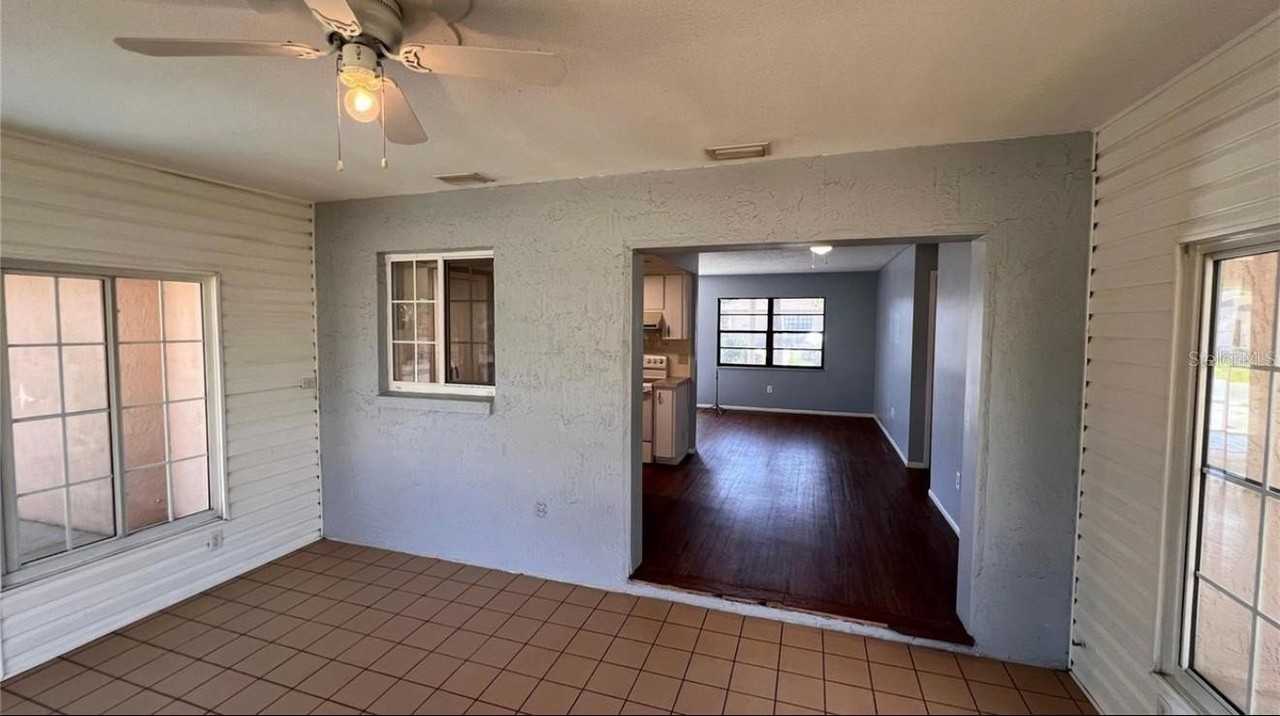9103 Whitman Ln - Photo 4 of 9