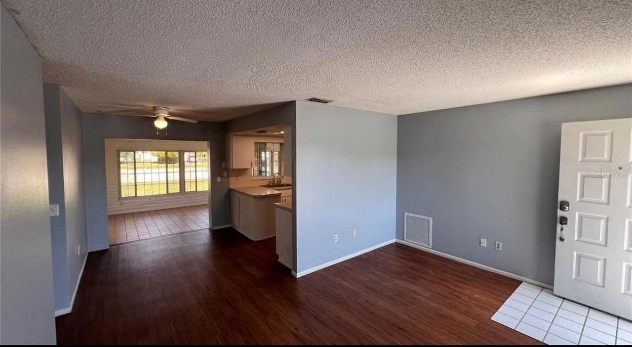 9103 Whitman Ln - Photo 6 of 9