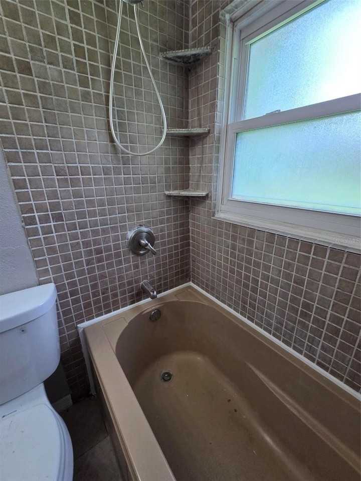 3842 Jupiter Dr - Photo 5 of 7