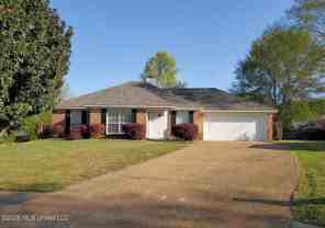 208 Foxwood Cv - Photo 1 of 1