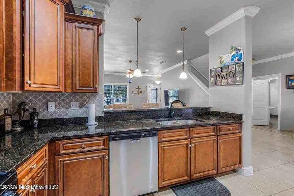 429R Tuscano Ln - Photo 6 of 18