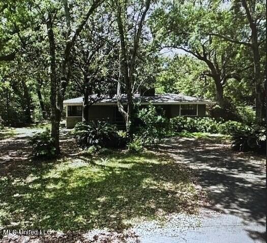 1133 W Cherokee Gln - Photo 2 of 28