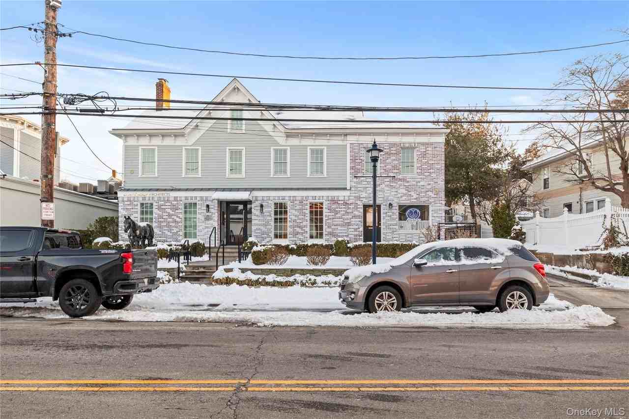 71 W Main St #2A