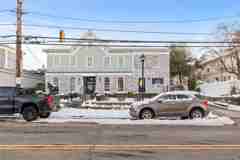 71 W Main St #2A - Photo 1 of 1