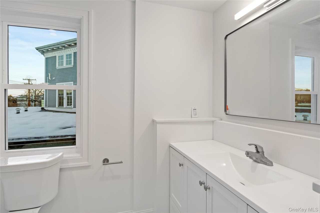 71 W Main St #2A - Photo 6 of 8