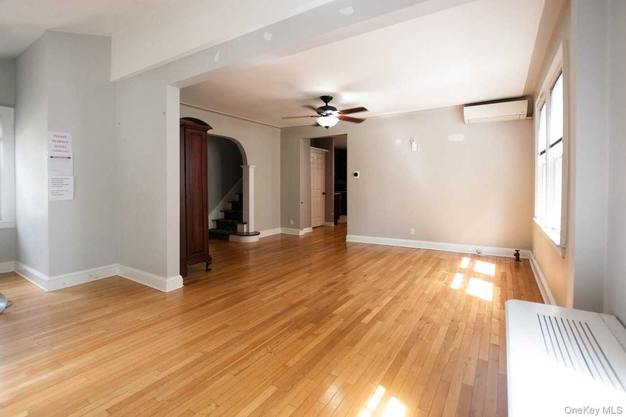 8903 249th St - Photo 6 of 19