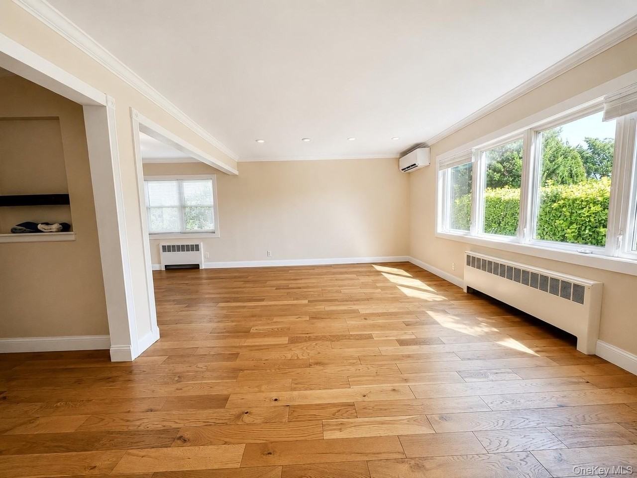 541 E Park Ave #1stFL - Photo 5 of 18