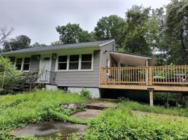 featured image of 28 Pine Tree Ln