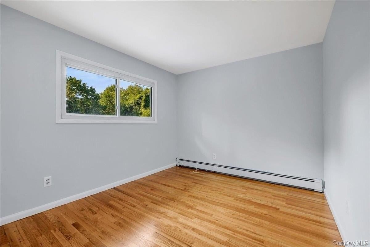 49 Neulist Ave #2ndFL - Photo 3 of 16