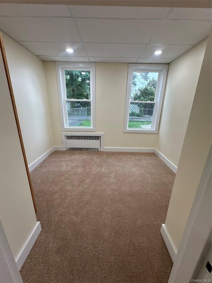 165 Larkfield Rd #5 - Photo 7 of 9
