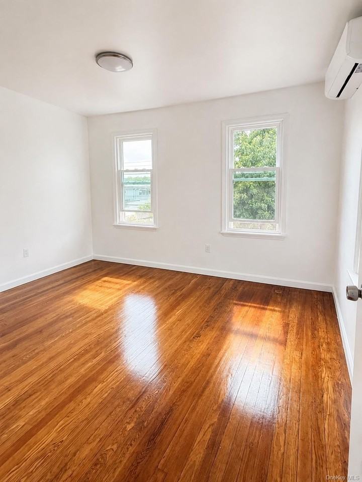 826 Wilcox Ave #2 - Photo 5 of 6