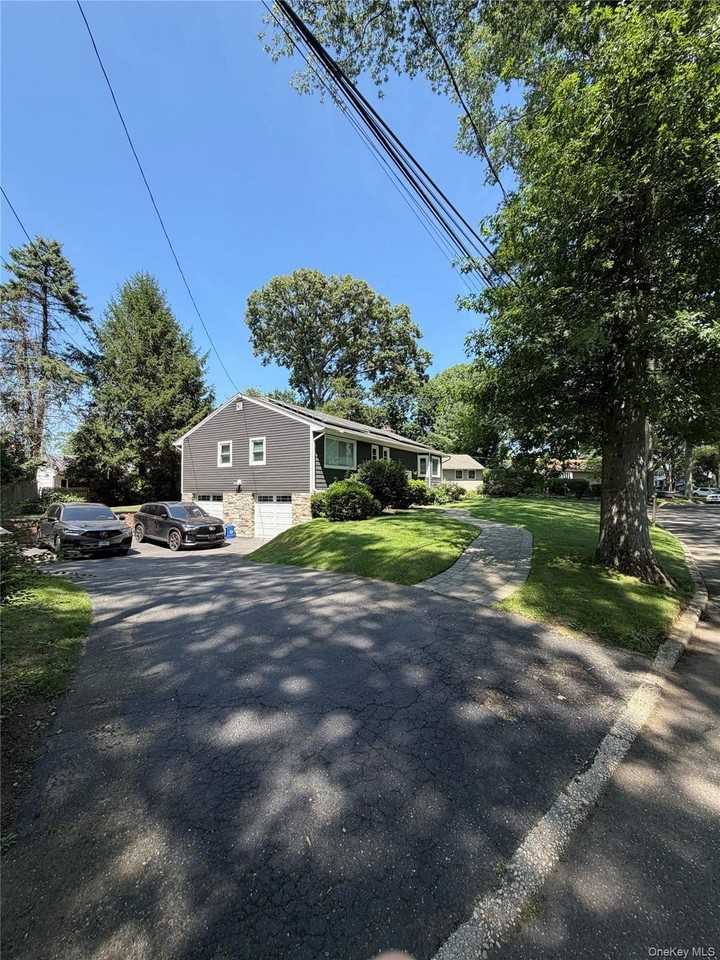6 Raphael St - Photo 2 of 22