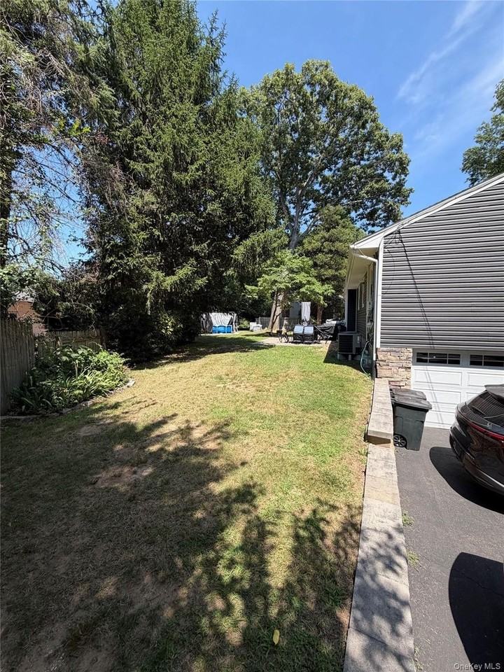 6 Raphael St - Photo 4 of 22