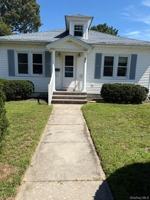 featured image of 424 Sweezy Ave