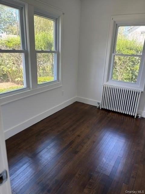 424 Sweezy Ave - Photo 7 of 10