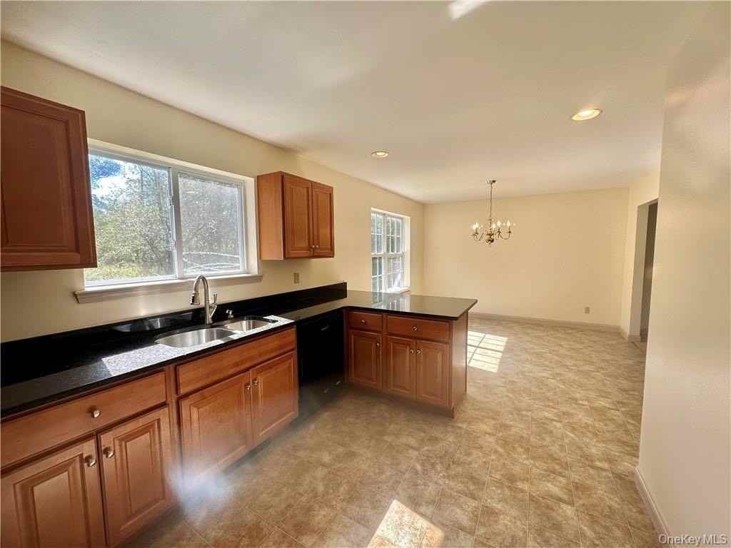 2 Bel Air Dr #1 - Photo 4 of 30
