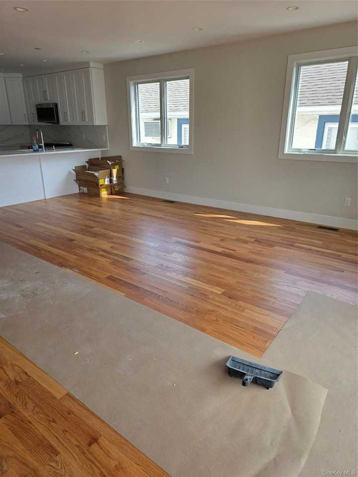 72 Ohio Ave - Photo 3 of 9