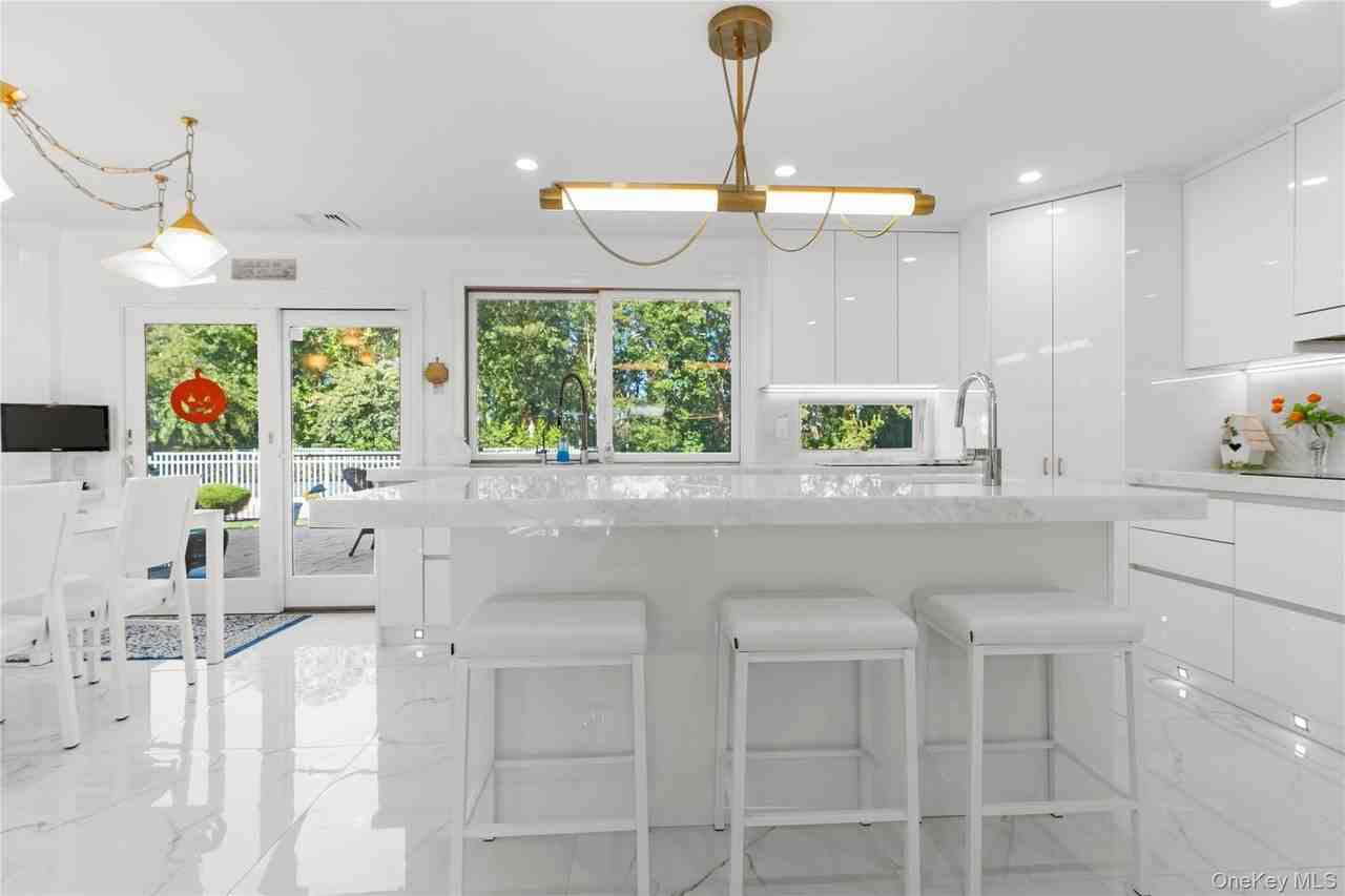 28 Annandale Rd - Photo 5 of 29