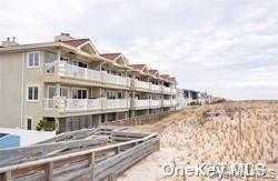 1051 Oceanfront #7 - Photo 4 of 15