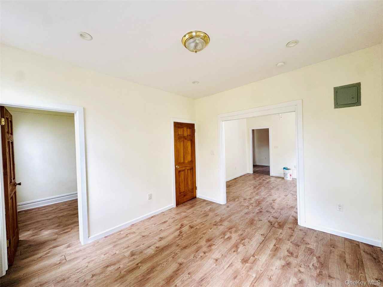 279 Schaefer St #3 - Photo 3 of 14