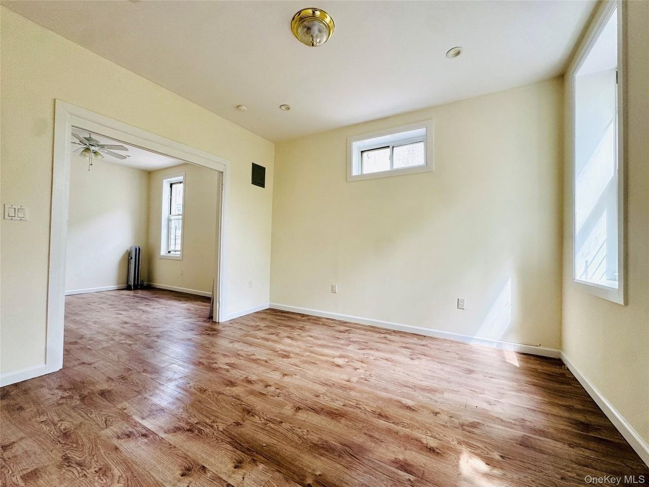 279 Schaefer St #3 - Photo 4 of 14
