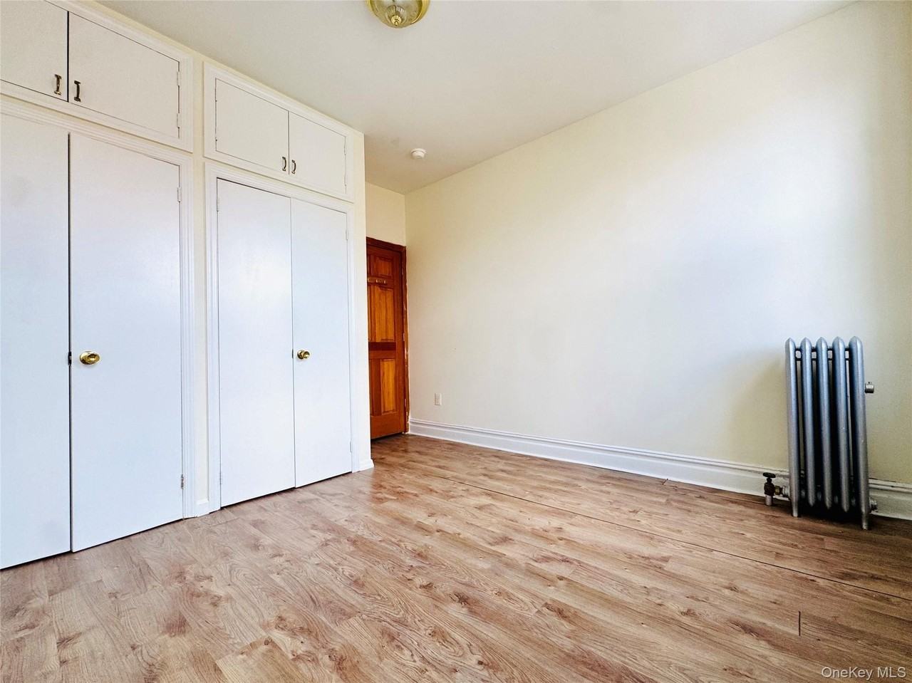 279 Schaefer St #3 - Photo 7 of 14