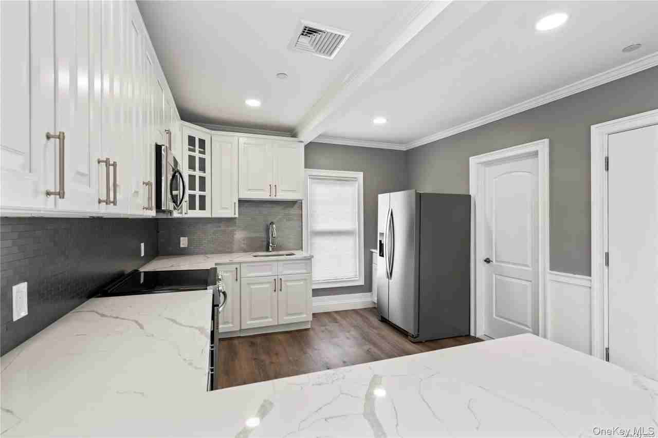 7 Pulaski Rd #4 - Photo 2 of 15