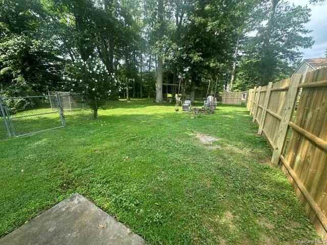 1055 Bruynswick Rd - Photo 7 of 22