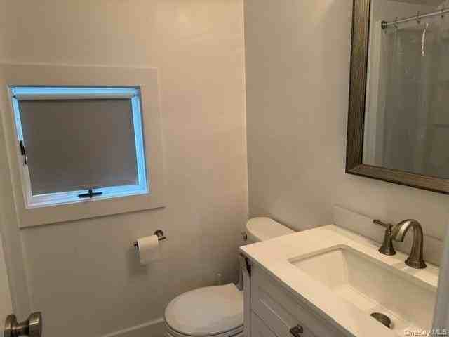 41 Chestnut Ave - Photo 5 of 13