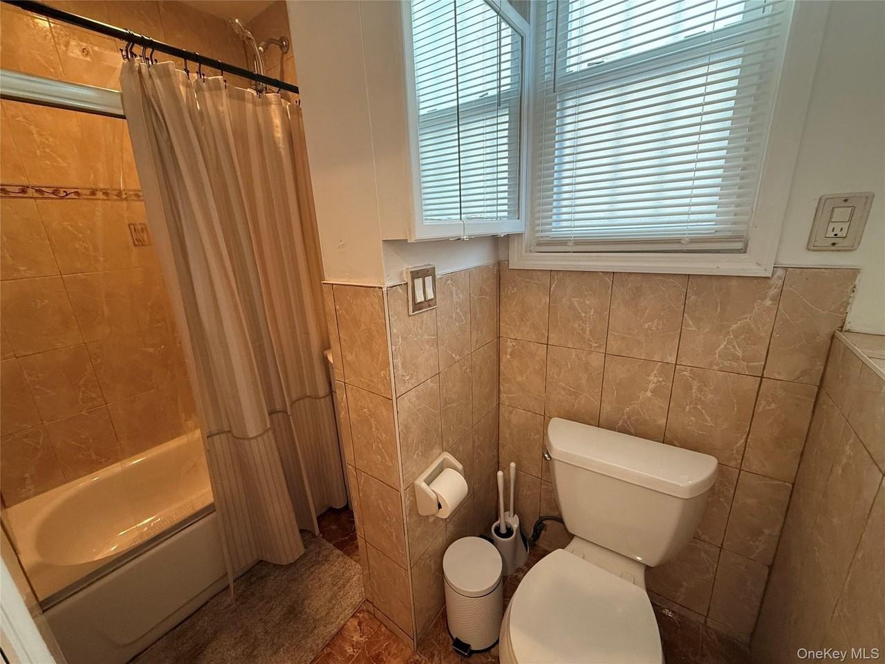 9066 199th St - Photo 7 of 13