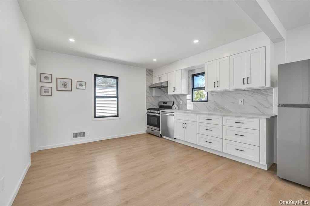 1568 Madison St - Photo 2 of 24