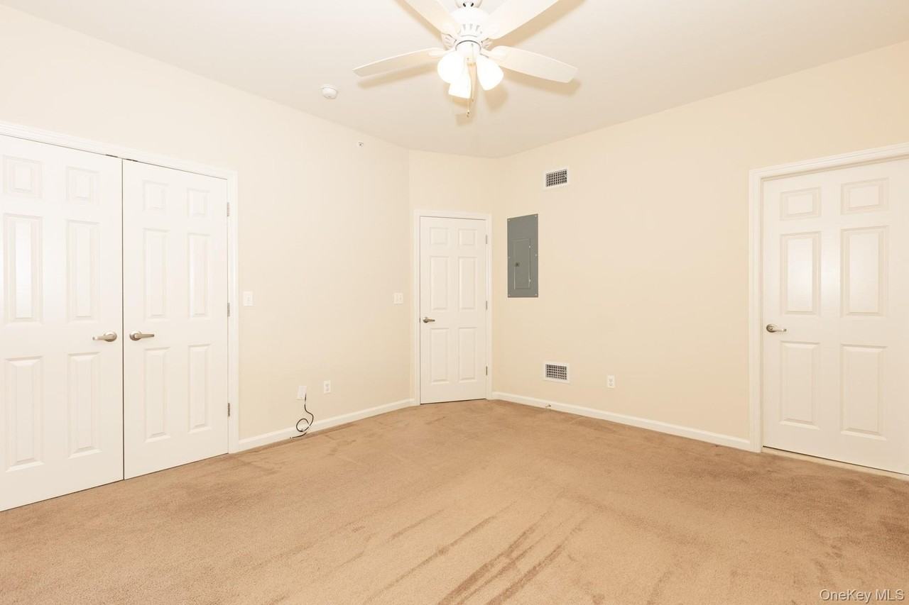 14 Grace Ln - Photo 4 of 15