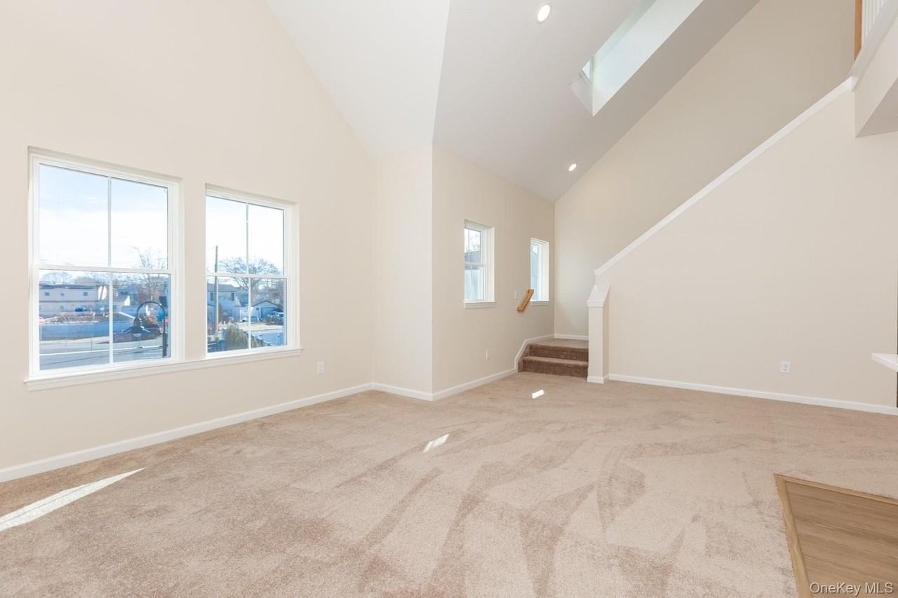 843 Lake Blvd - Photo 4 of 17