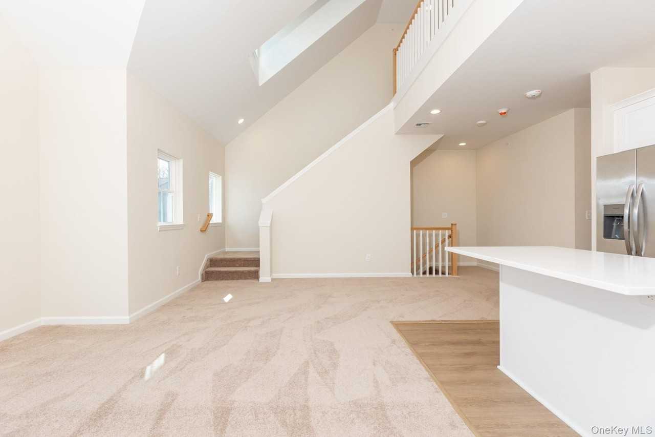843 Lake Blvd - Photo 5 of 17