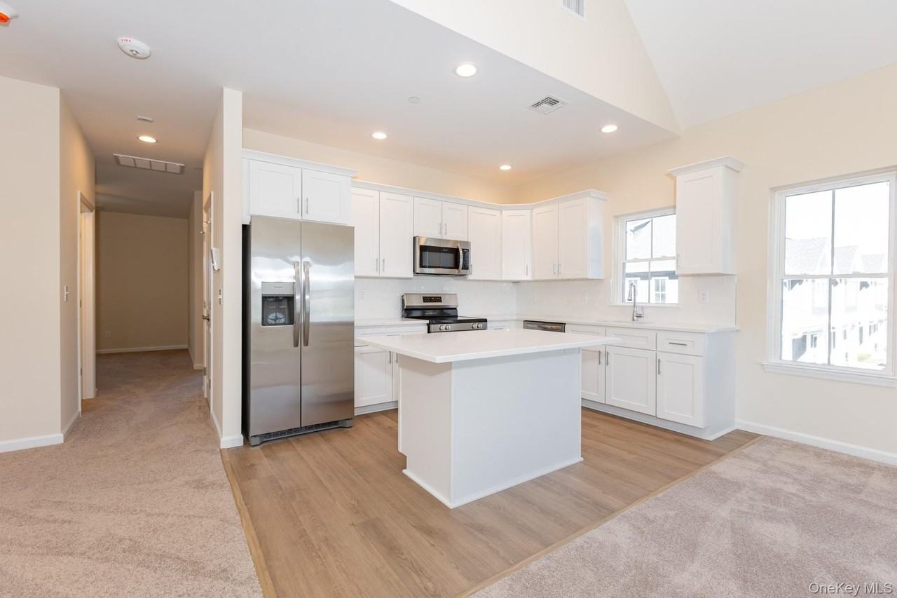 843 Lake Blvd - Photo 7 of 17