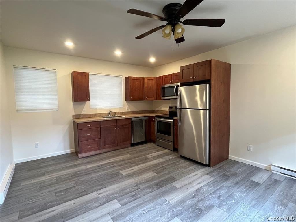 73 Webster Ave #A - Photo 4 of 8