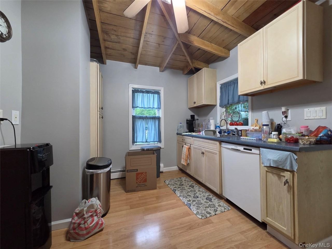 9 Hardenburgh Rd - Photo 3 of 10