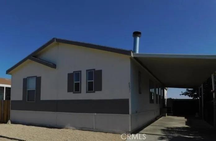 6833 Rea Avenue - Photo 3 of 8