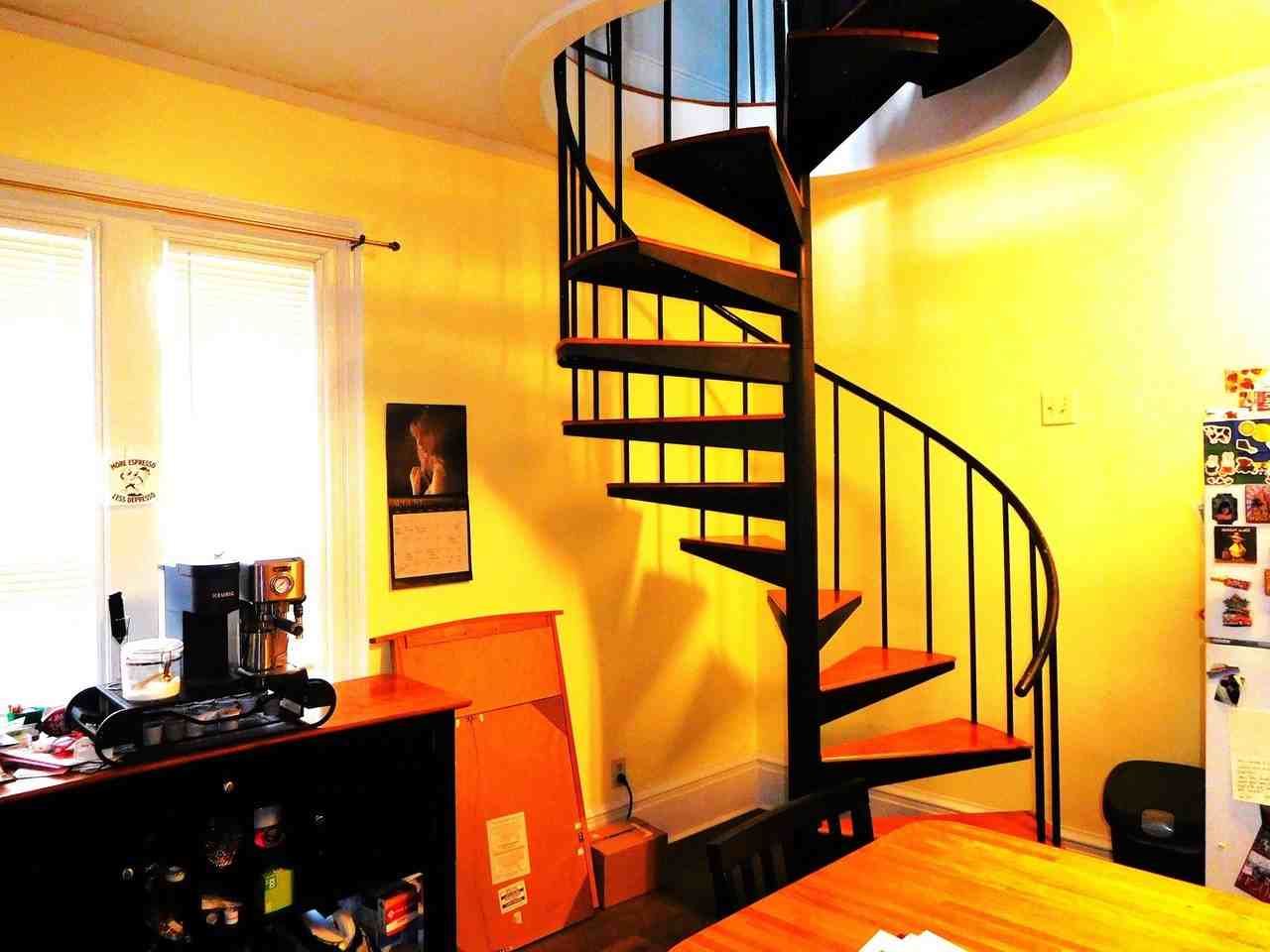 102 Market St #1 - Photo 5 of 8