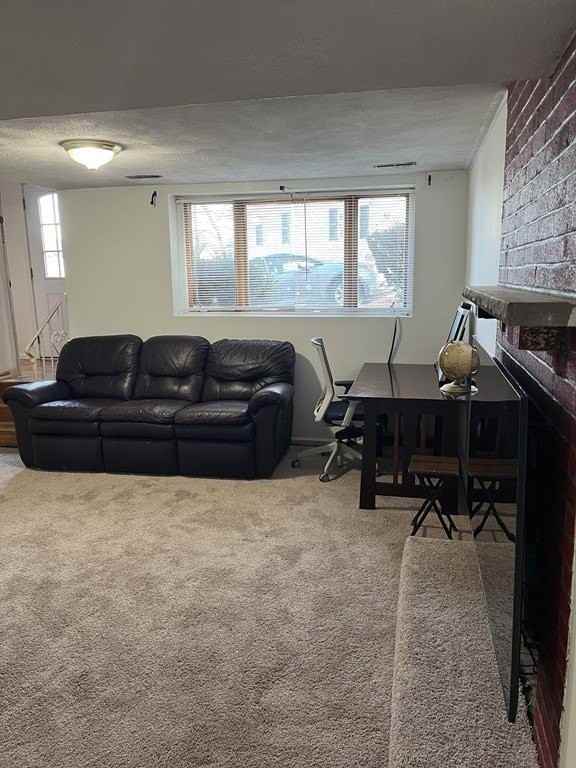 151 Bigelow St #1 - Photo 4 of 8
