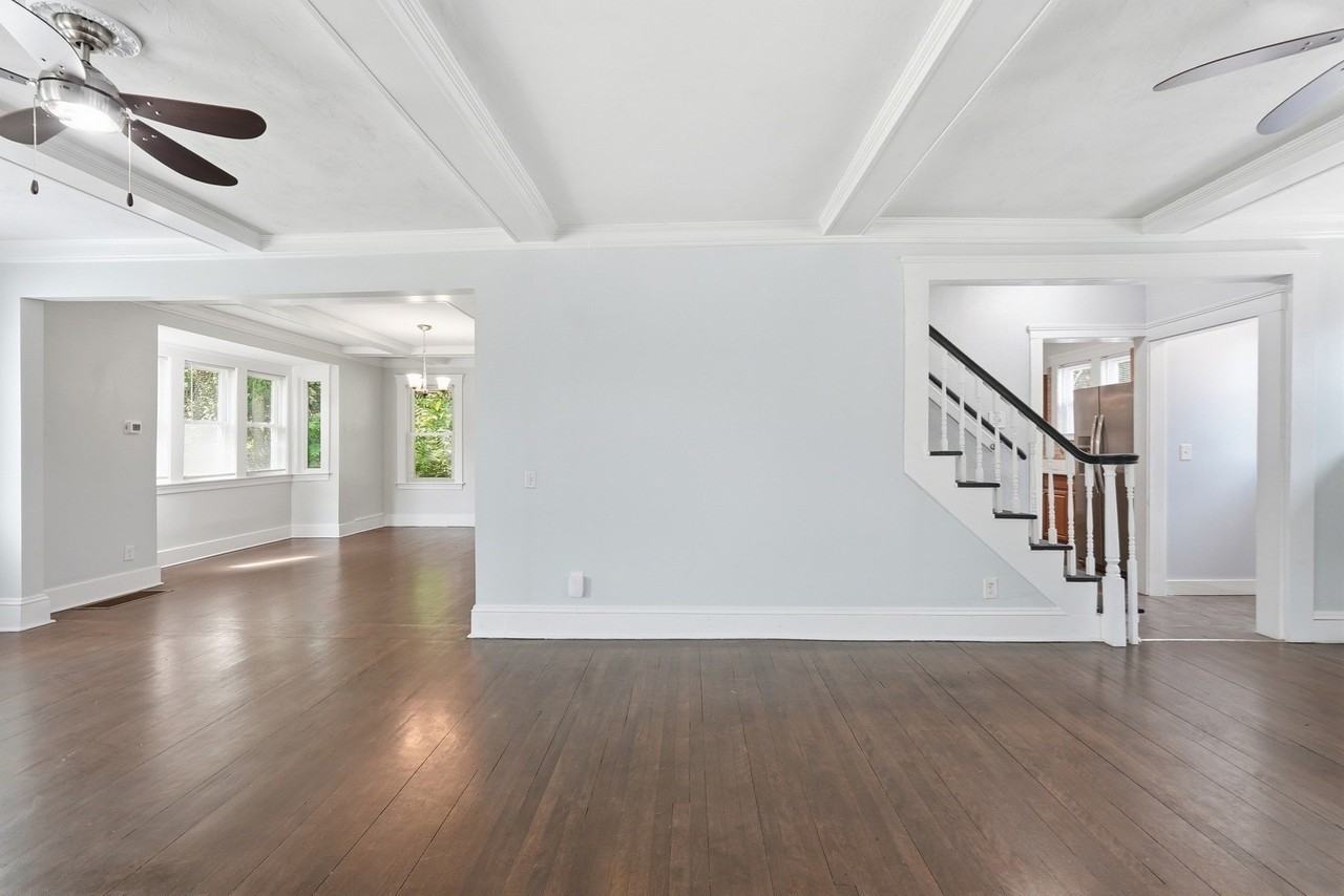 14 Saint Elmo Rd - Photo 2 of 35