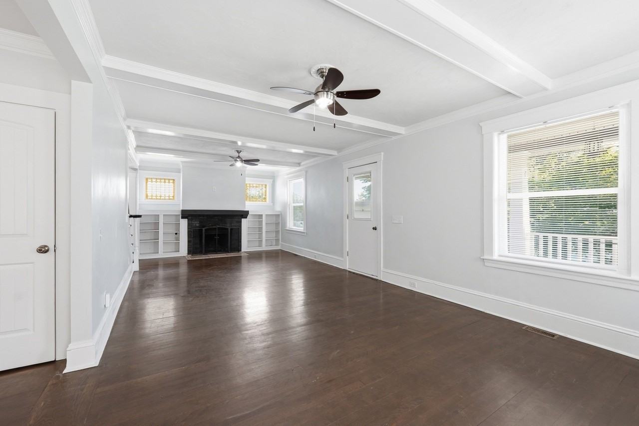 14 Saint Elmo Rd - Photo 5 of 35