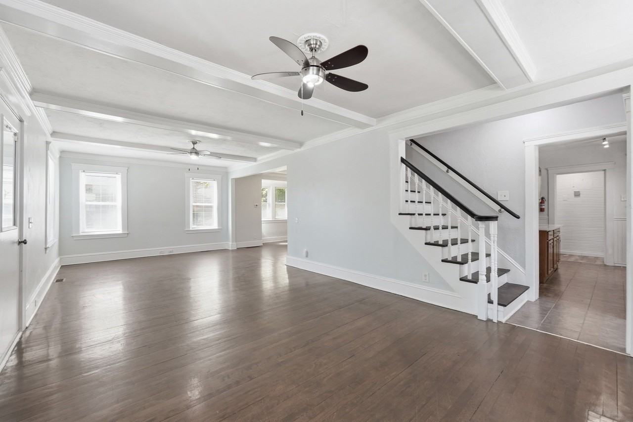 14 Saint Elmo Rd - Photo 7 of 35
