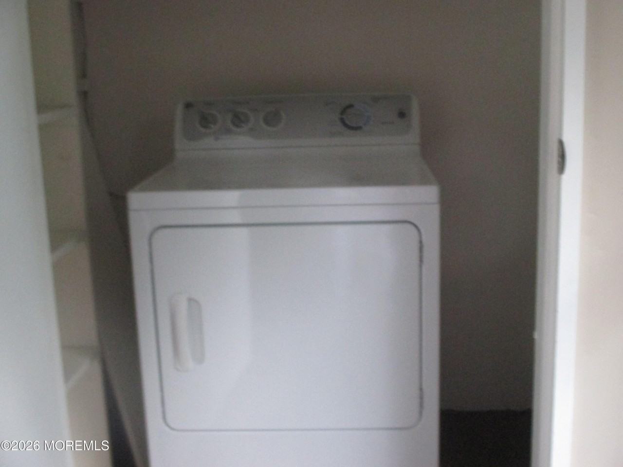 433D Picardy Ct - Photo 3 of 14